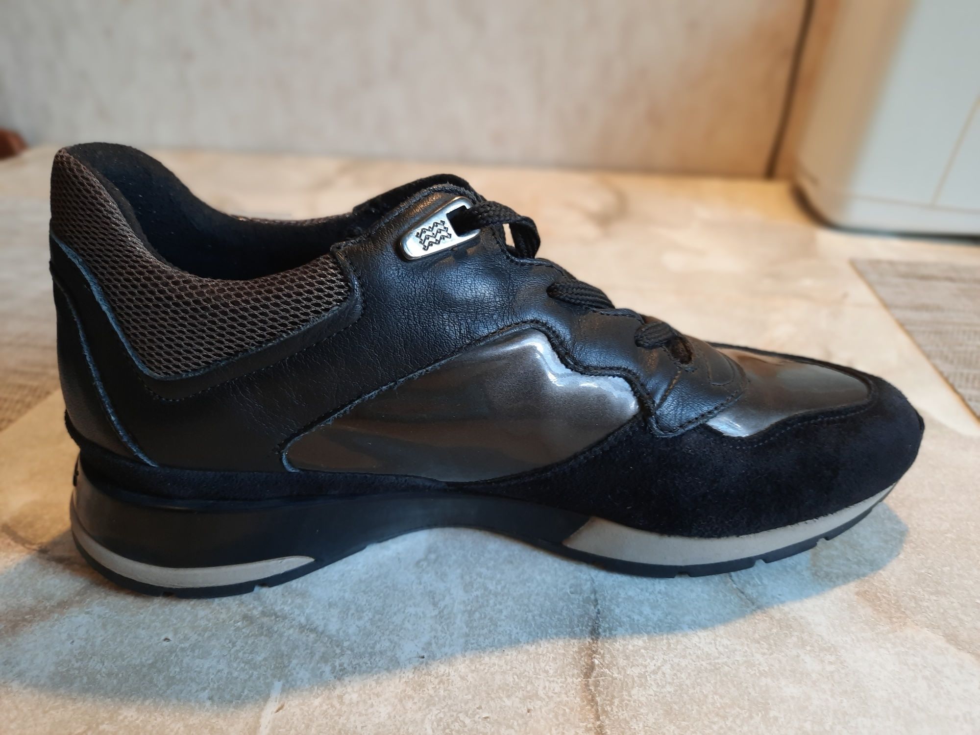 Geox 37 розмір 24см
