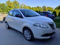 Lancia ypsilon  2013 salon