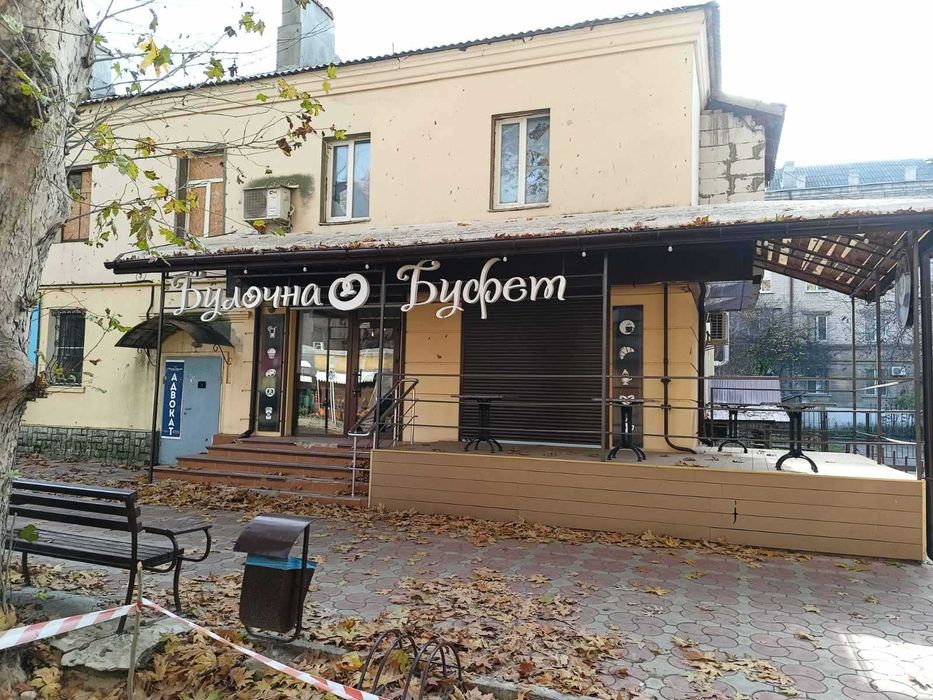 Продам кафе-пекарню 103 м.кв по ул.Маяковского с итенсивным трафиком.