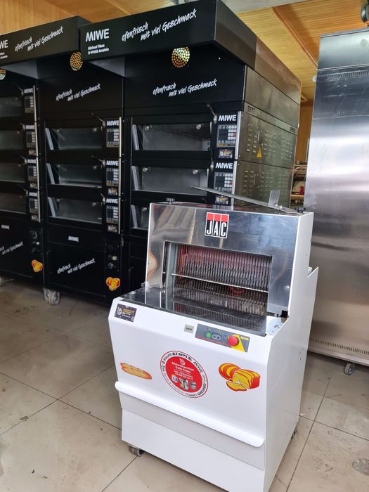 Хлеборезка хлiба и сухарикiв Хліборізка JAC Neu из Германии автомат
