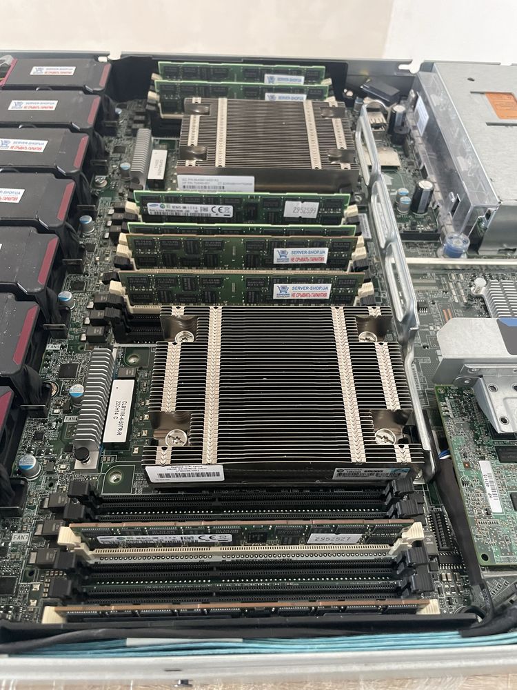 Сервер HP Proliant DL 360p G8 (8x2,5) OEM