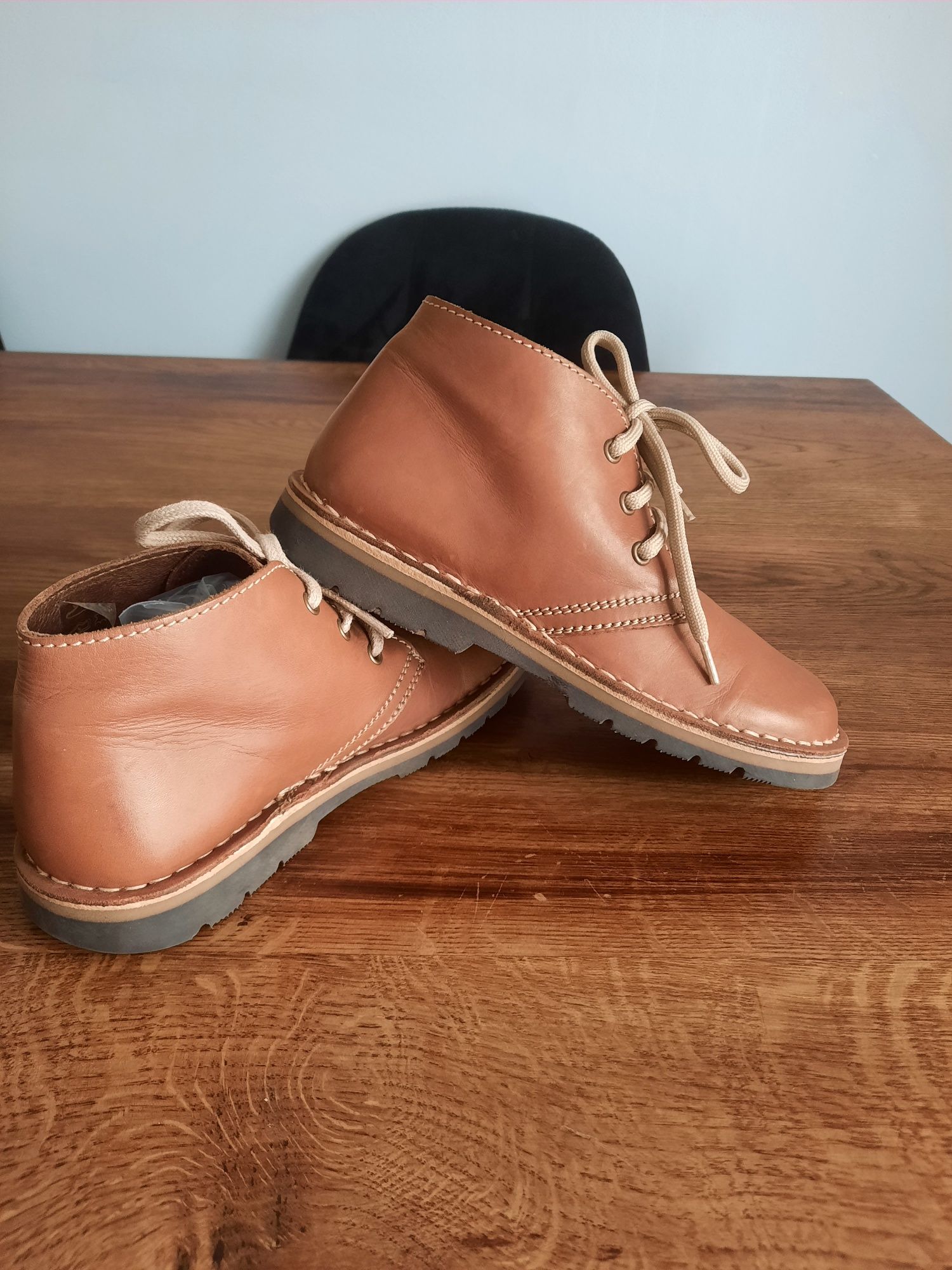 Buty botki Skóra naturalna 31 piękne eleganckie