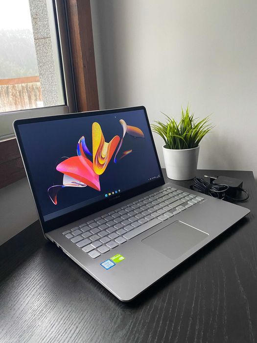 Asus VivoBook S15 – i7, 12GB RAM, SSD 256GB, MX150
