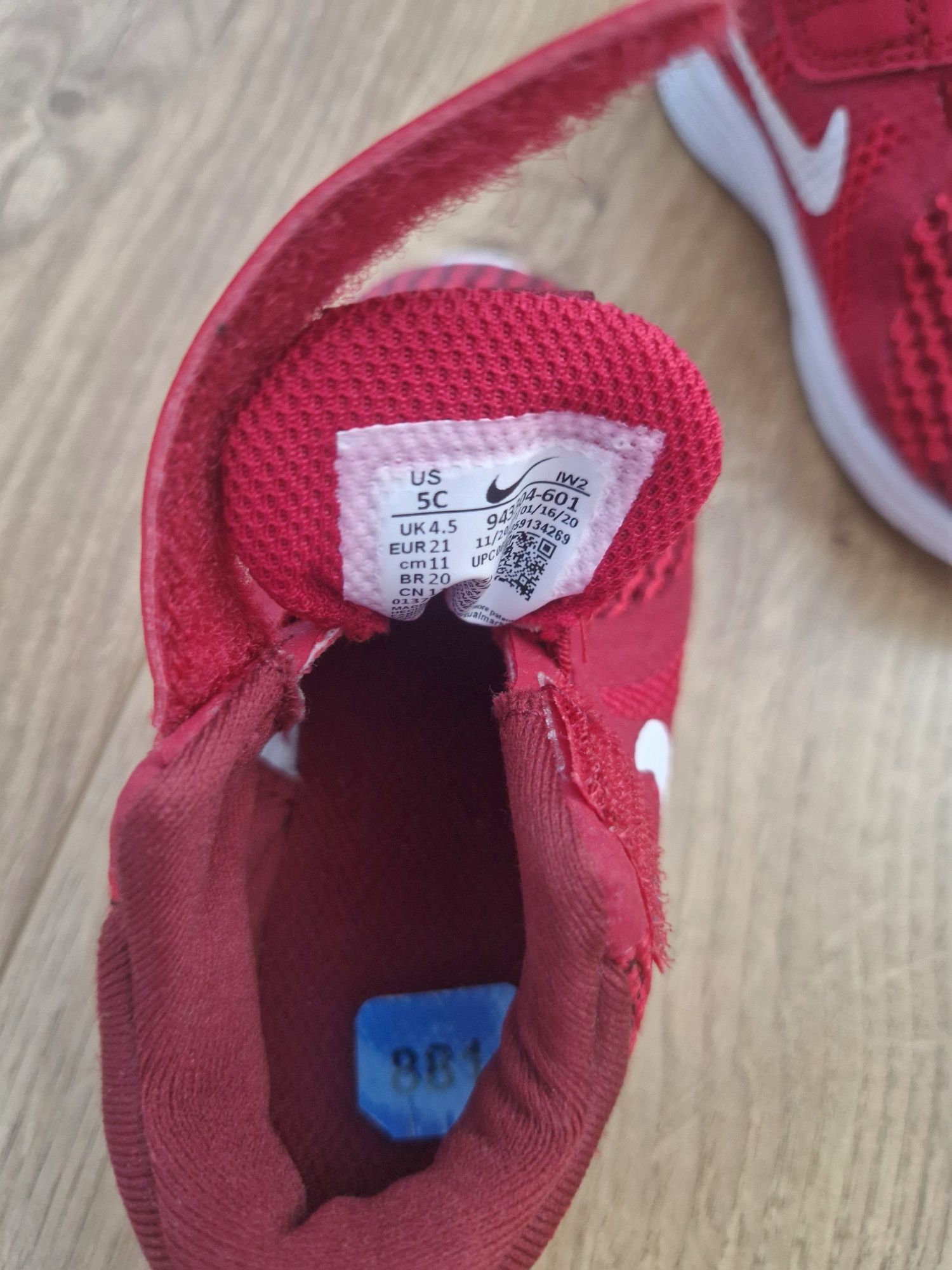 Adidas buty dla dziewczynki, chłopca czerwone nike roz. 21 Nowe