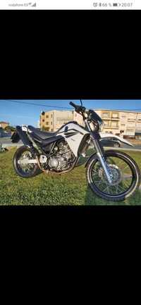 Moto Yamaha xt660r