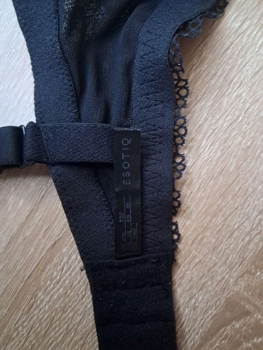 Biustonosz pushup firmy Esotiq rozm. 70F