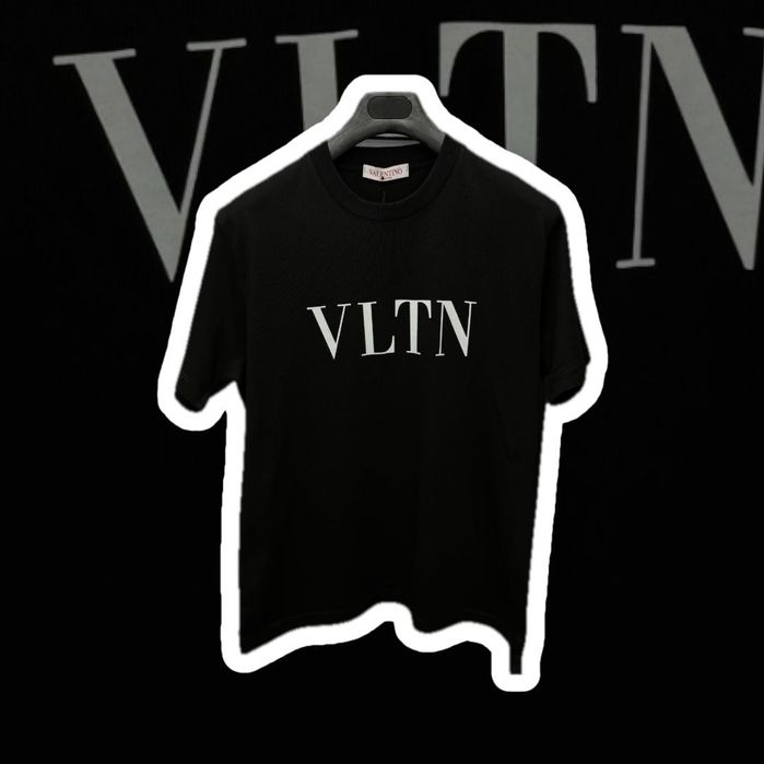 T shirt Valentino nova vários tamanhos