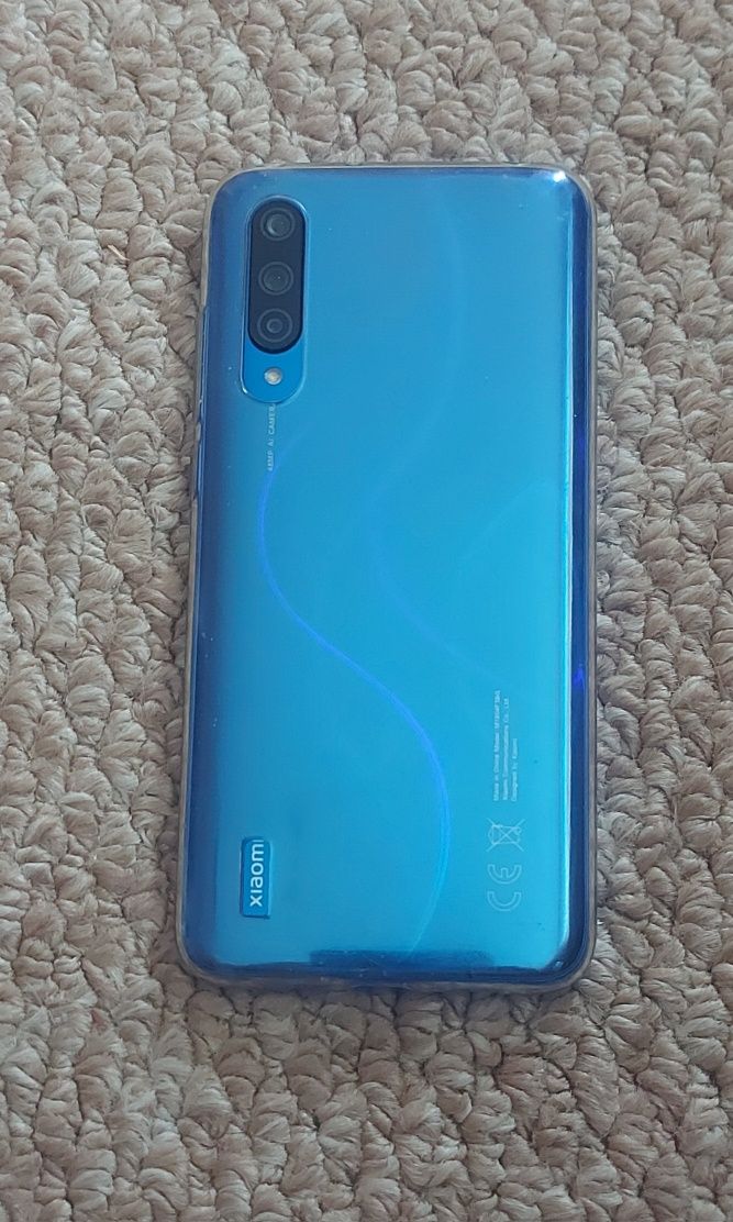 Продам Xiaomi Mi 9 Lite 6/128 Gb 

Оперативная память: 6 ГБ
В