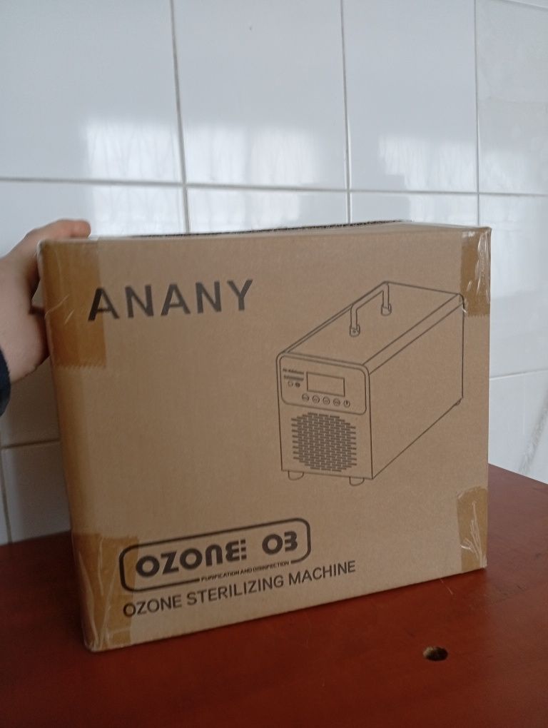 Ozonator / ozone sterilizing machine