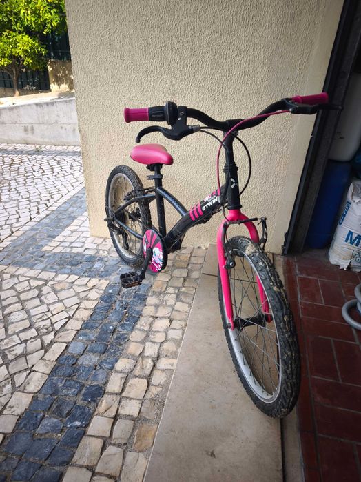 Bicicleta de menina roda 20