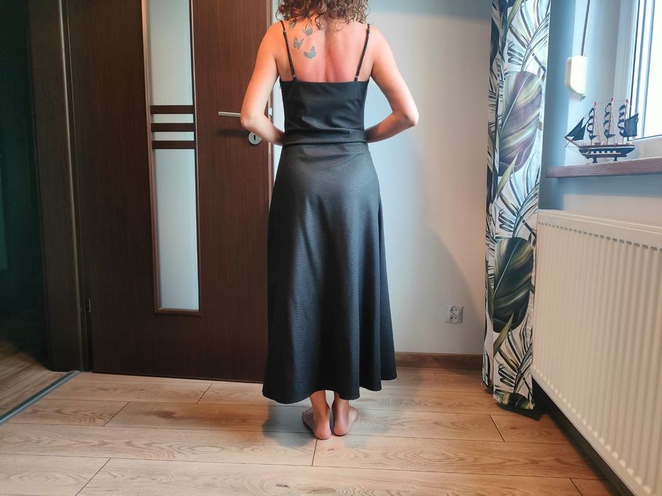 Elegancka sukienka Reserved rozm. S