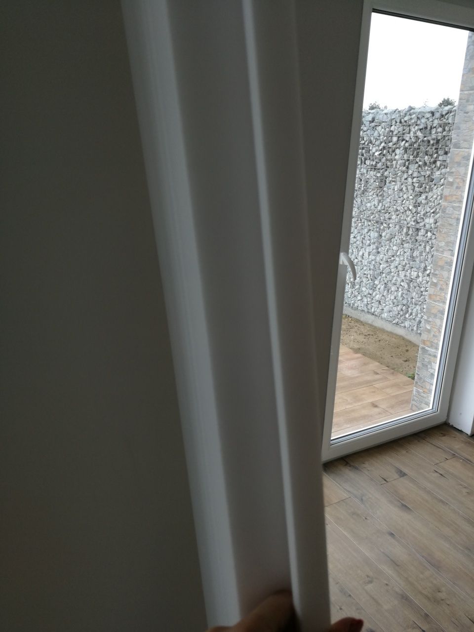 Sufit podwieszany Led 200 cm gzyms