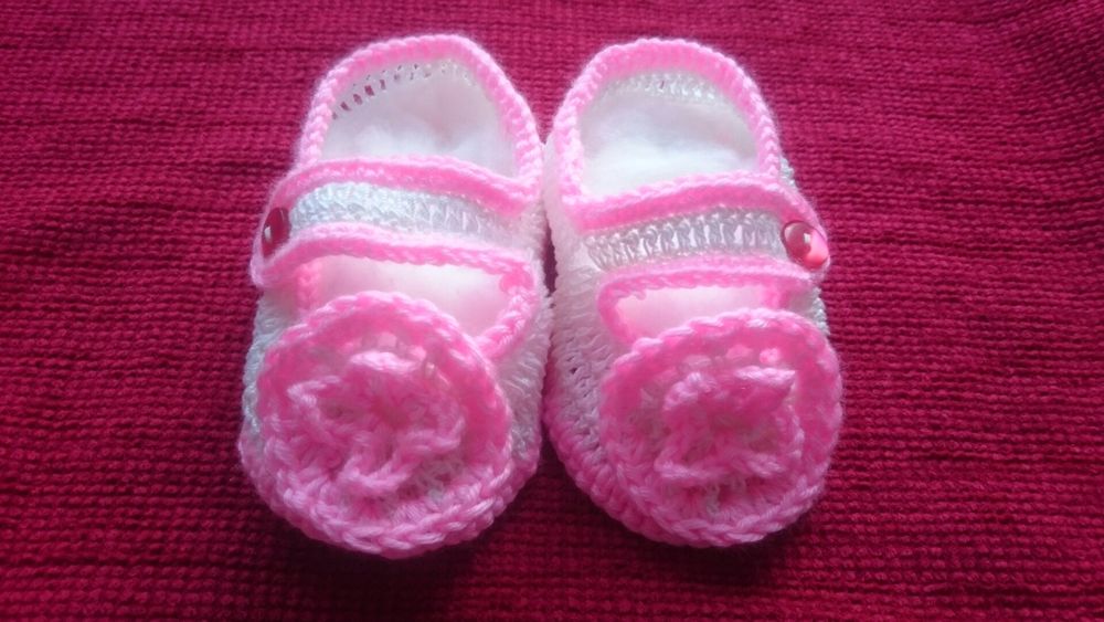 Buciki niemowlęce na szydełku dla dziewczynki do sesji zdjęciowej nowe