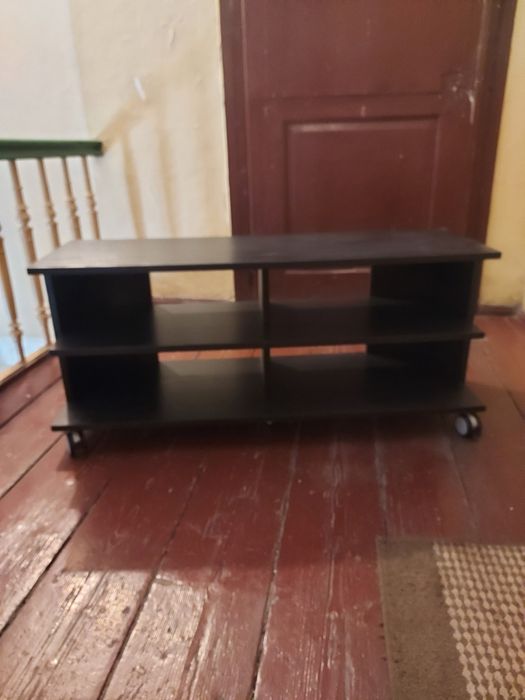 Szafka stolik RTV na kółkach