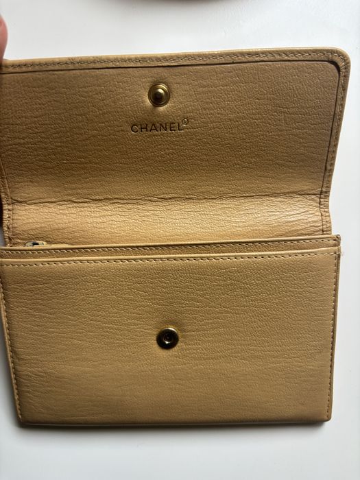 Carteira chanel bege