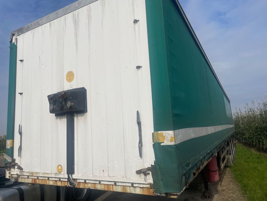 Samro S338RHPF301144  Naczepa przystosowana do wożenia jabłek przemysłowych