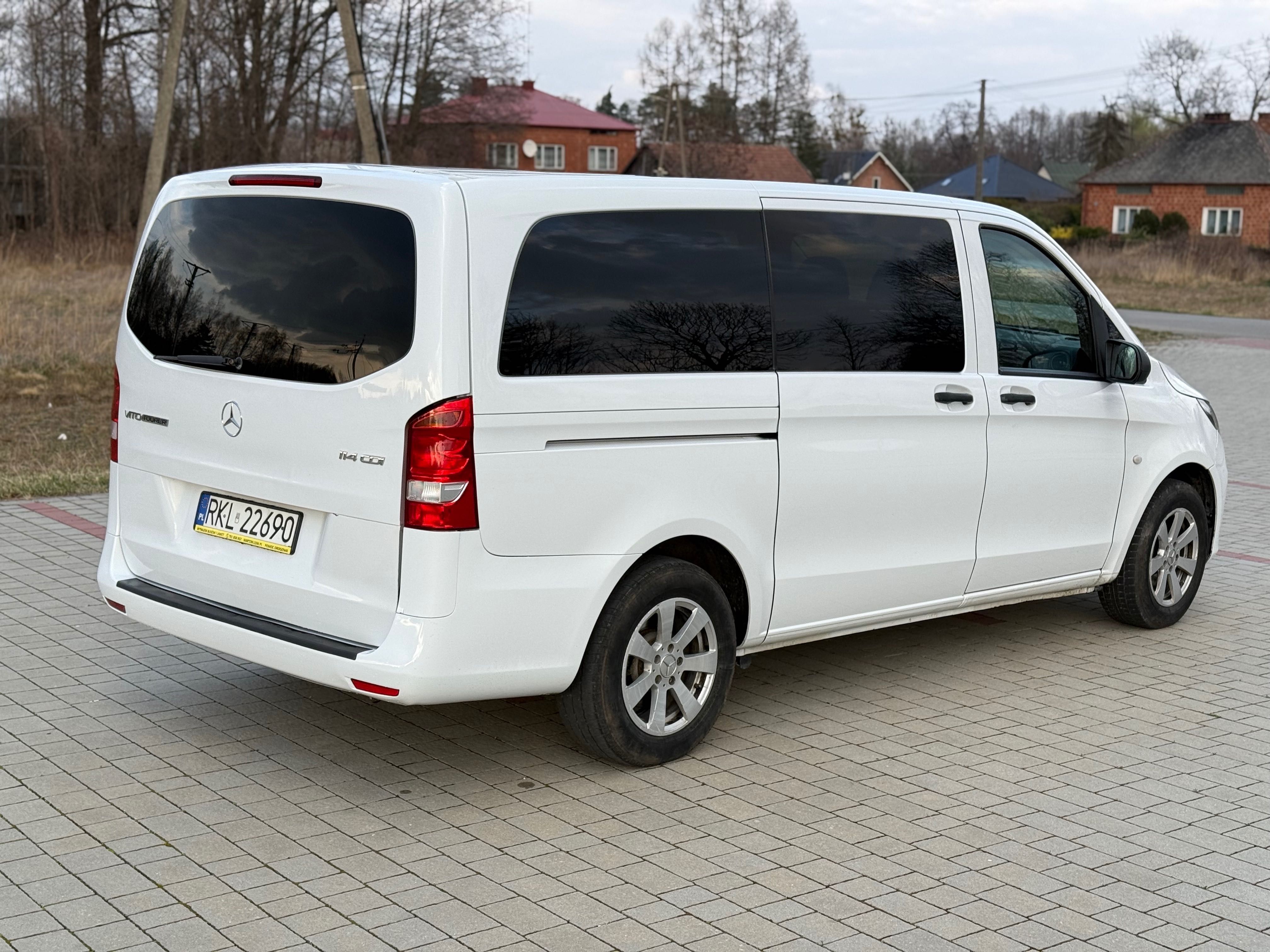 WYNAJEM Busa mini busa Mercedes Vito Tourer 9 osób Long 2.2 BiTurbo 7G
