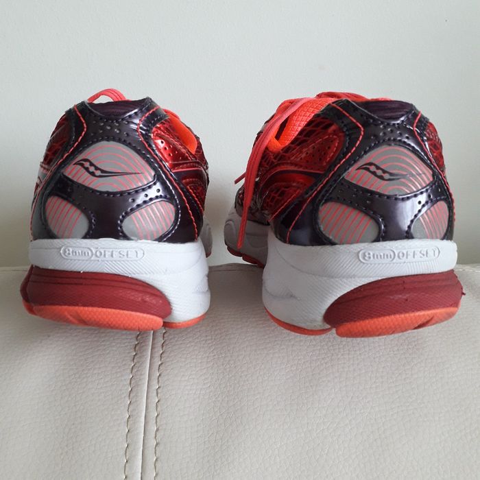 Buty do biegania Saucony Ride7 roz.40