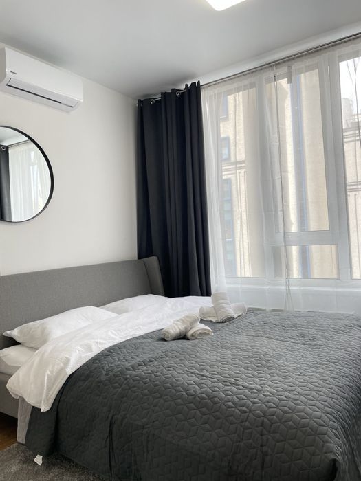 Квартира біля метро Житомирська , здам подобово