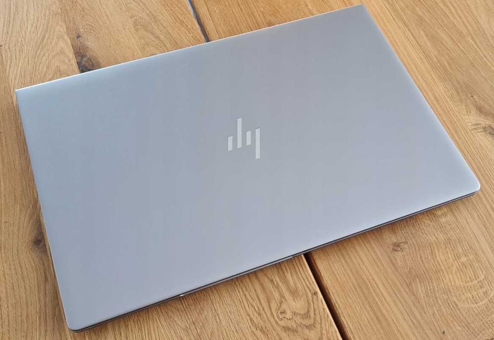 Laptop HP ZBook 15u G5 15,6", i7-8550U, 32GB RAM,512 SSD,WX3100UHD