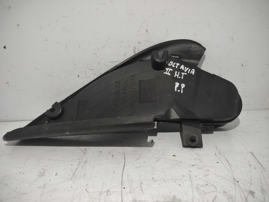 Osłona lusterka prawa SKODA OCTAVIA 2