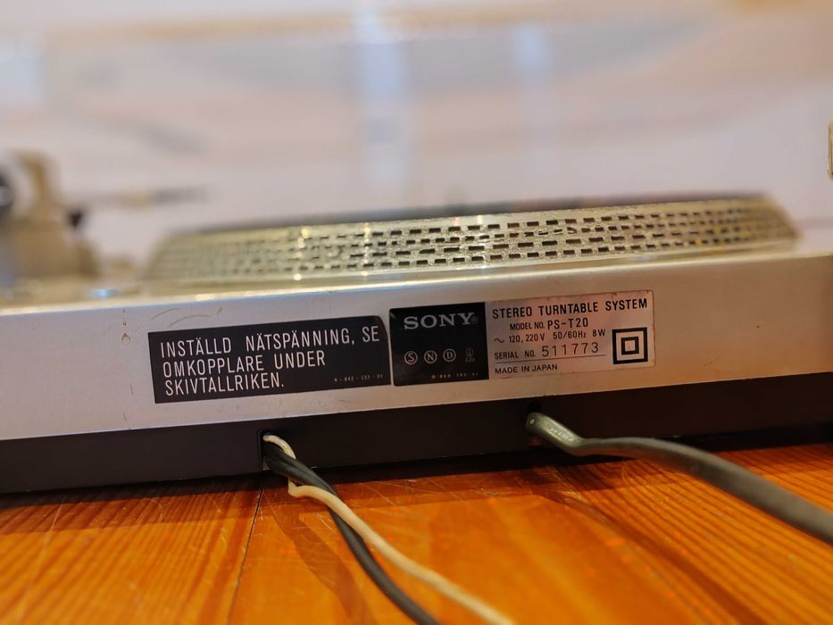 Gira-discos Sony PS-T20 Vintage – para Restauro