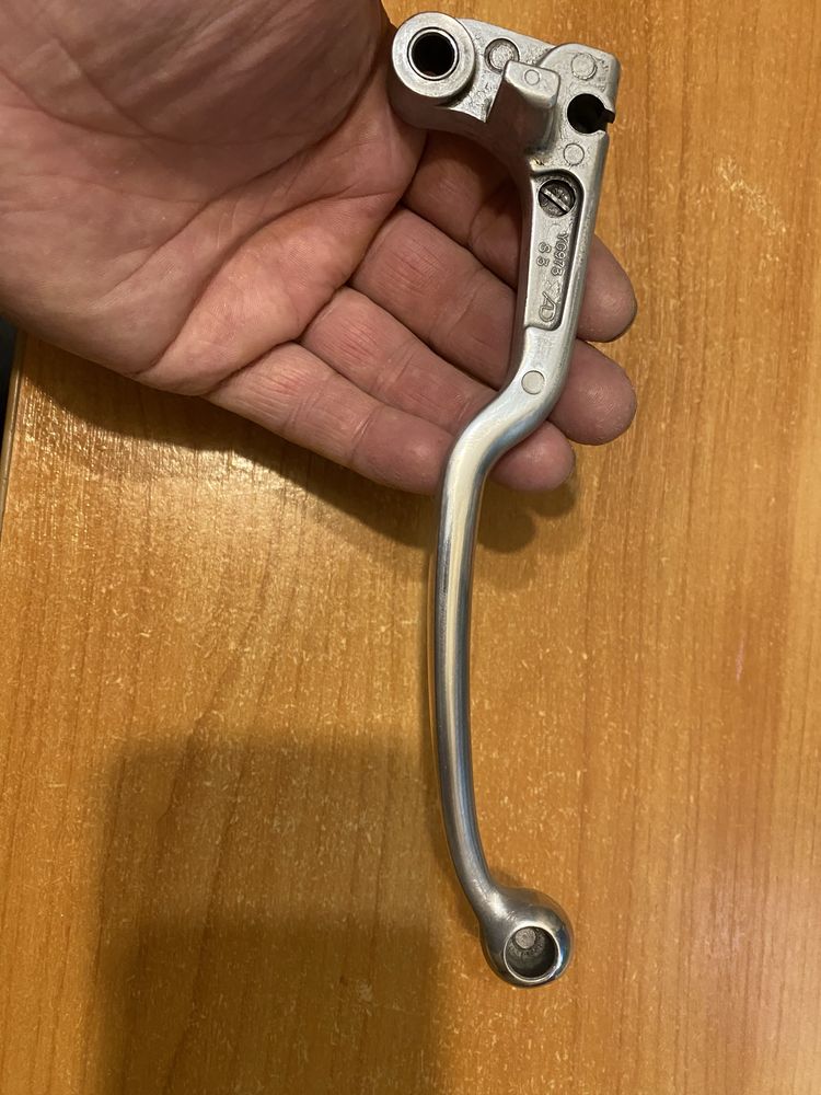 Продам ручку щеплення Yamaha