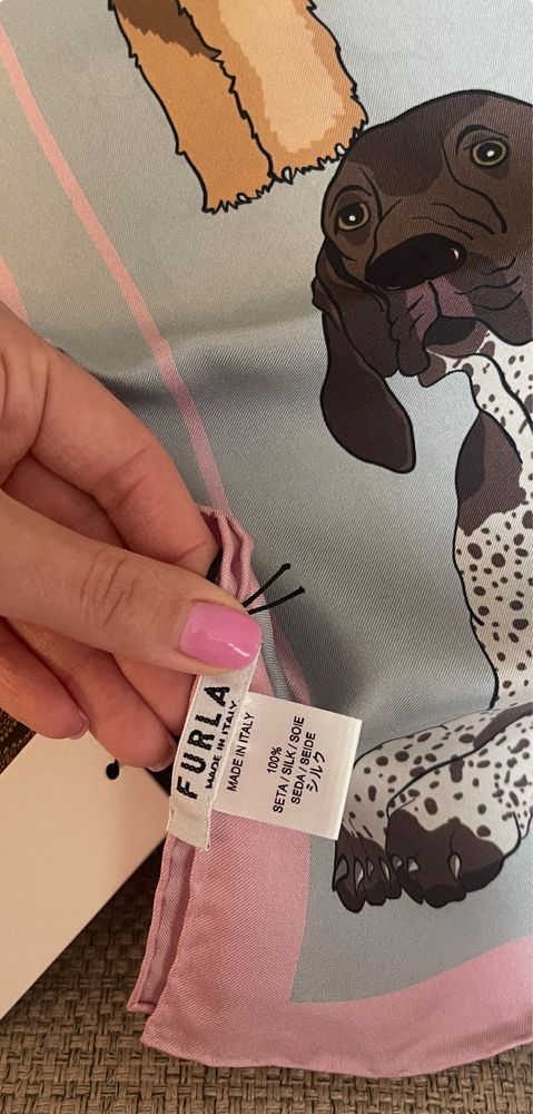 Хустка FURLA з принтом - песики. Оригінал.