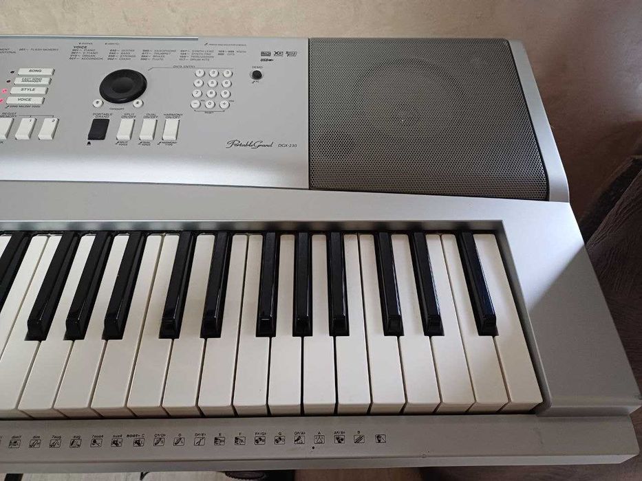 Синтезатор Yamaha DGX-230 фортепіанного типу !!! + Подарунки!