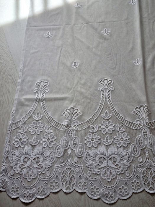 Firanka biała z gipiurą 250x160