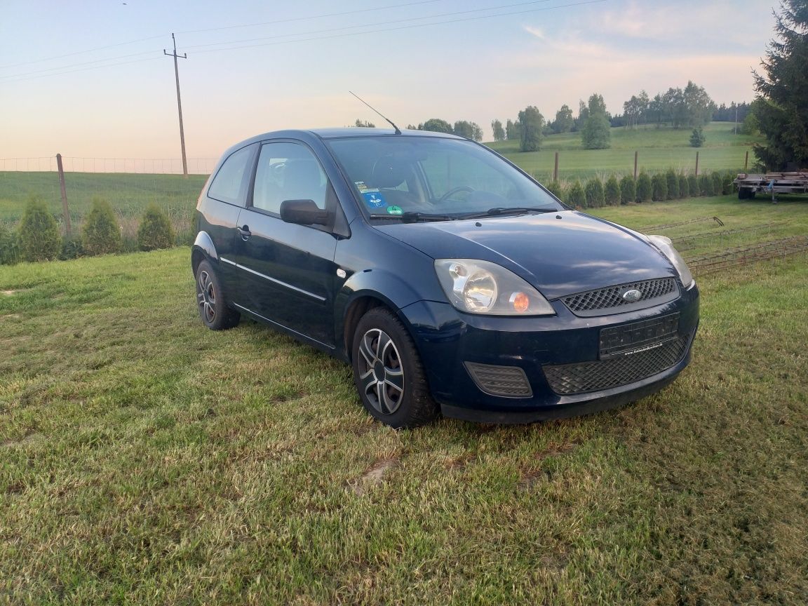 Ford fiesta 08r 1.3b Klima ładna