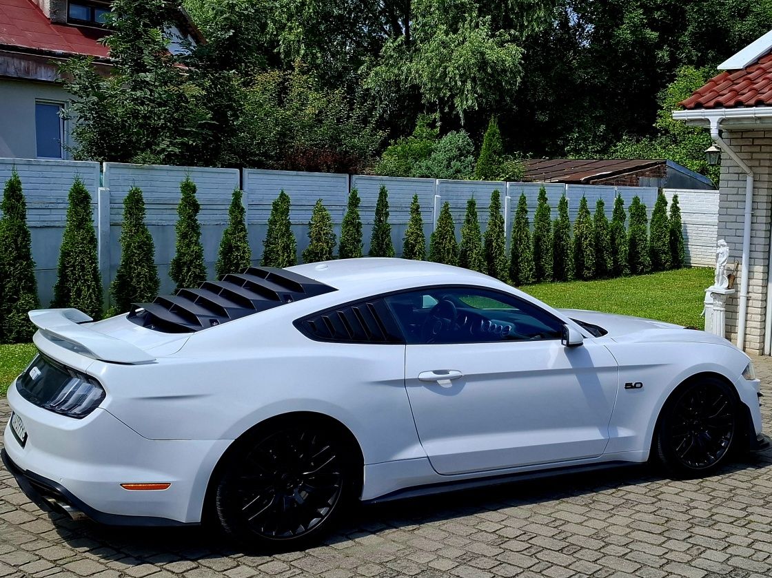 Ford Mustang 5.0 Premium performance. Manual. Rok 2020.
