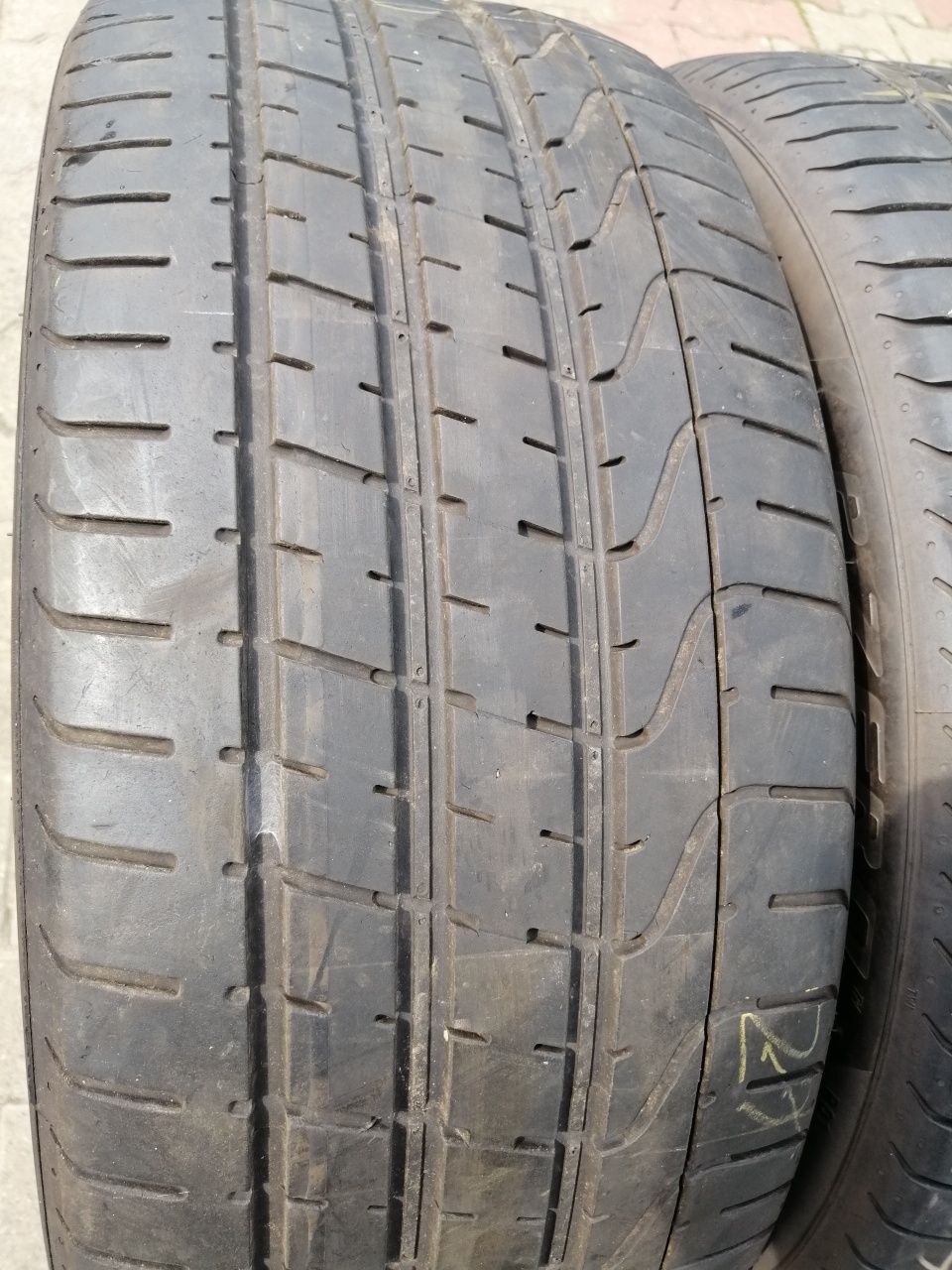 255/40R21 102Y Pirelli P Zero R01