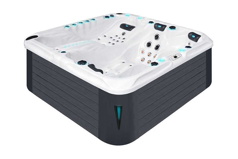 Spa Euphoria M. W. Passion  baixa de preço. 11.720€ Bombástico!