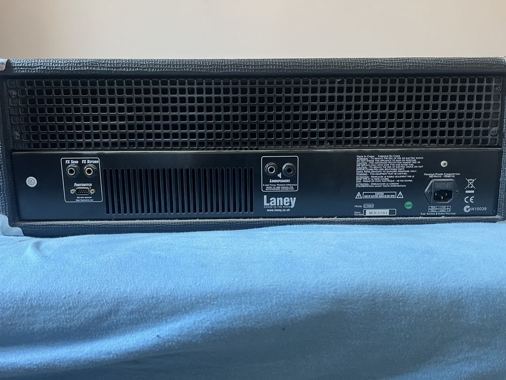 Wzmacniacz Laney plus footswitch