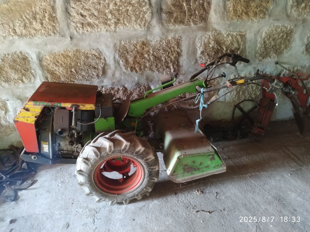 Motocultivador lombardini 14 cv trator manual