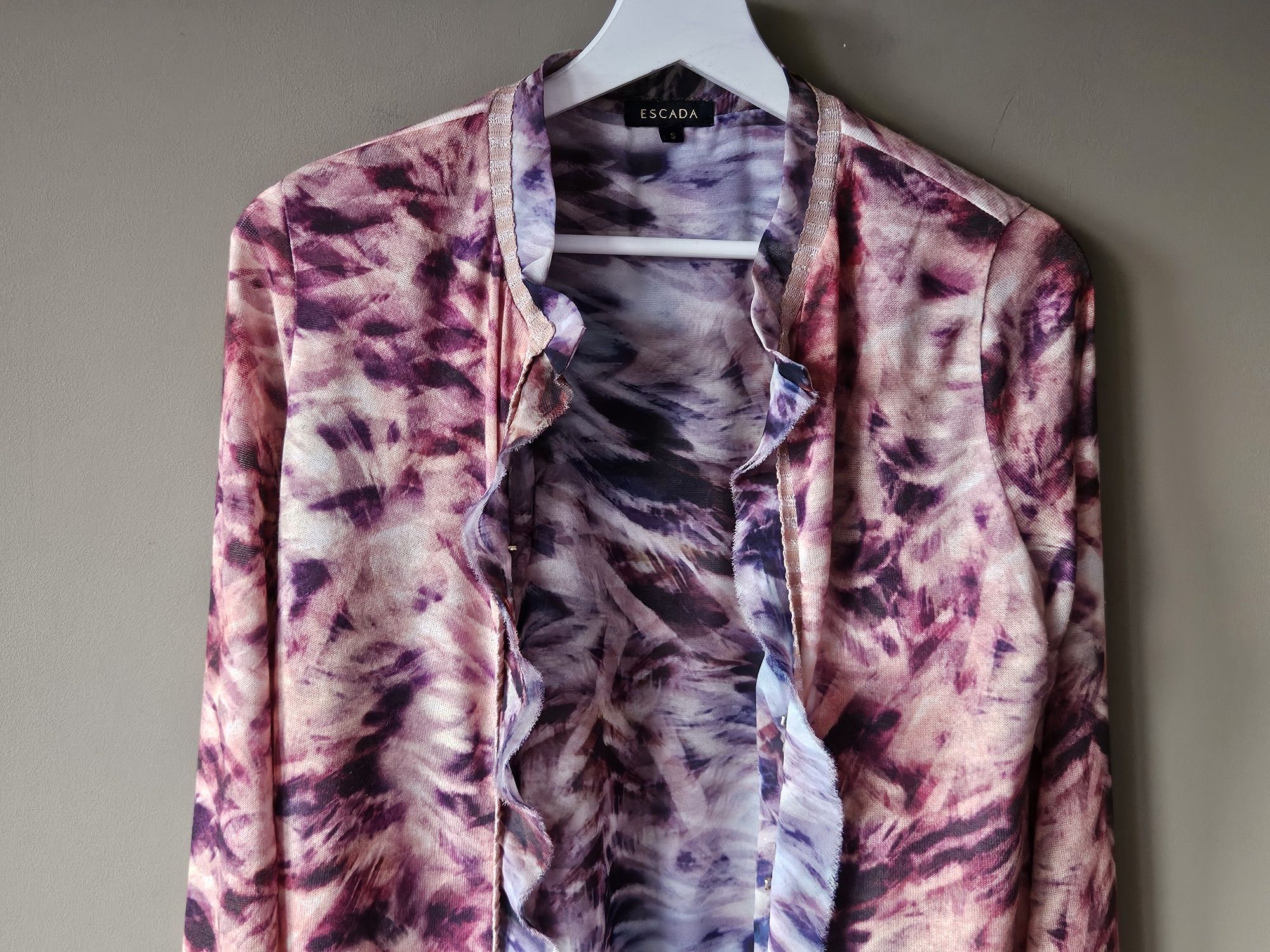 Escada sweter rozmiar S/M