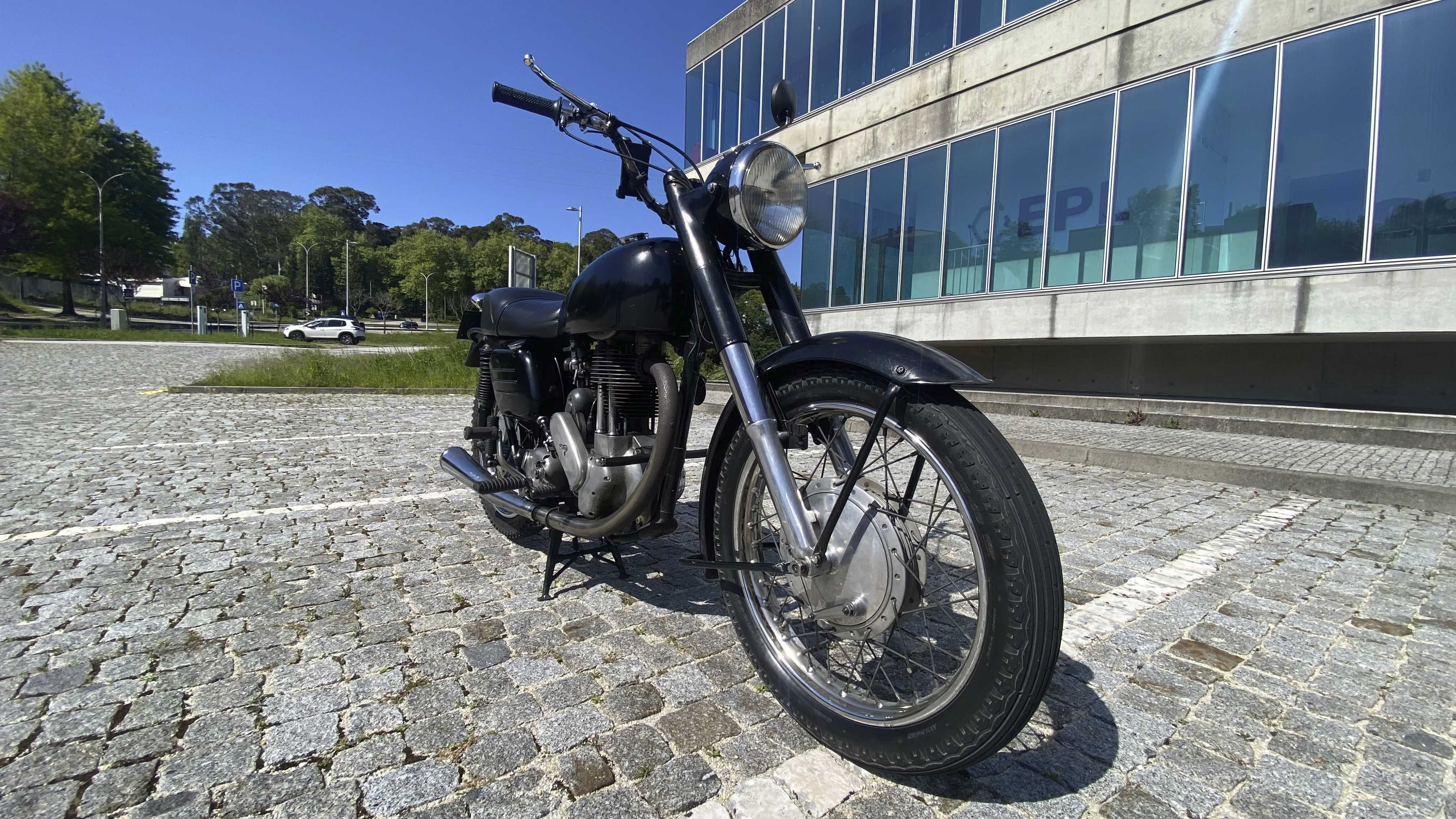 NORTON 350CC 1958 Modelo 50
