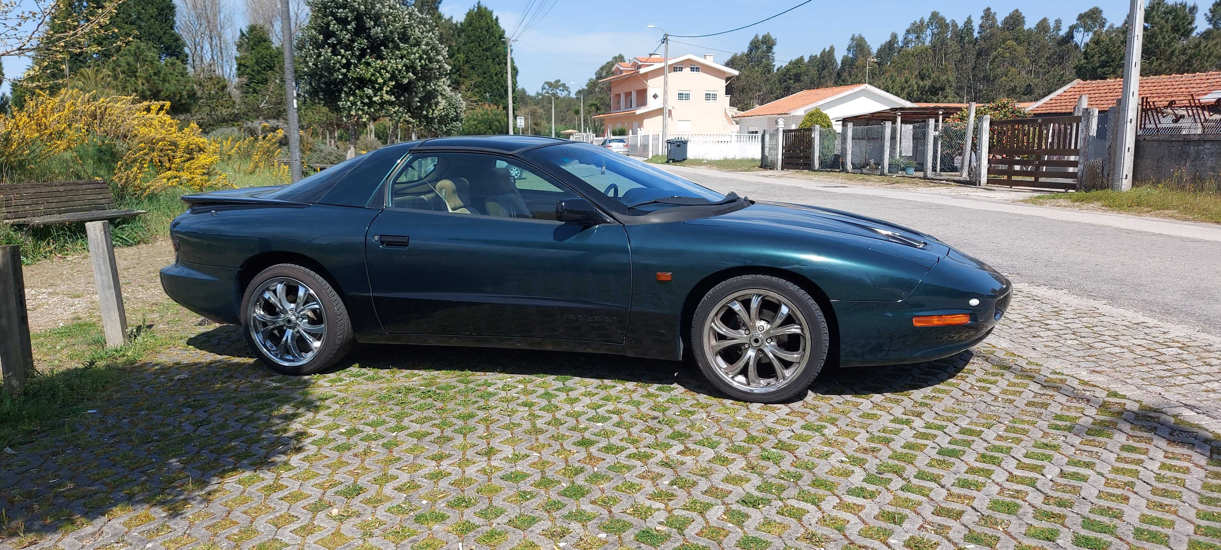 Pontiac Firebird targa 3.4