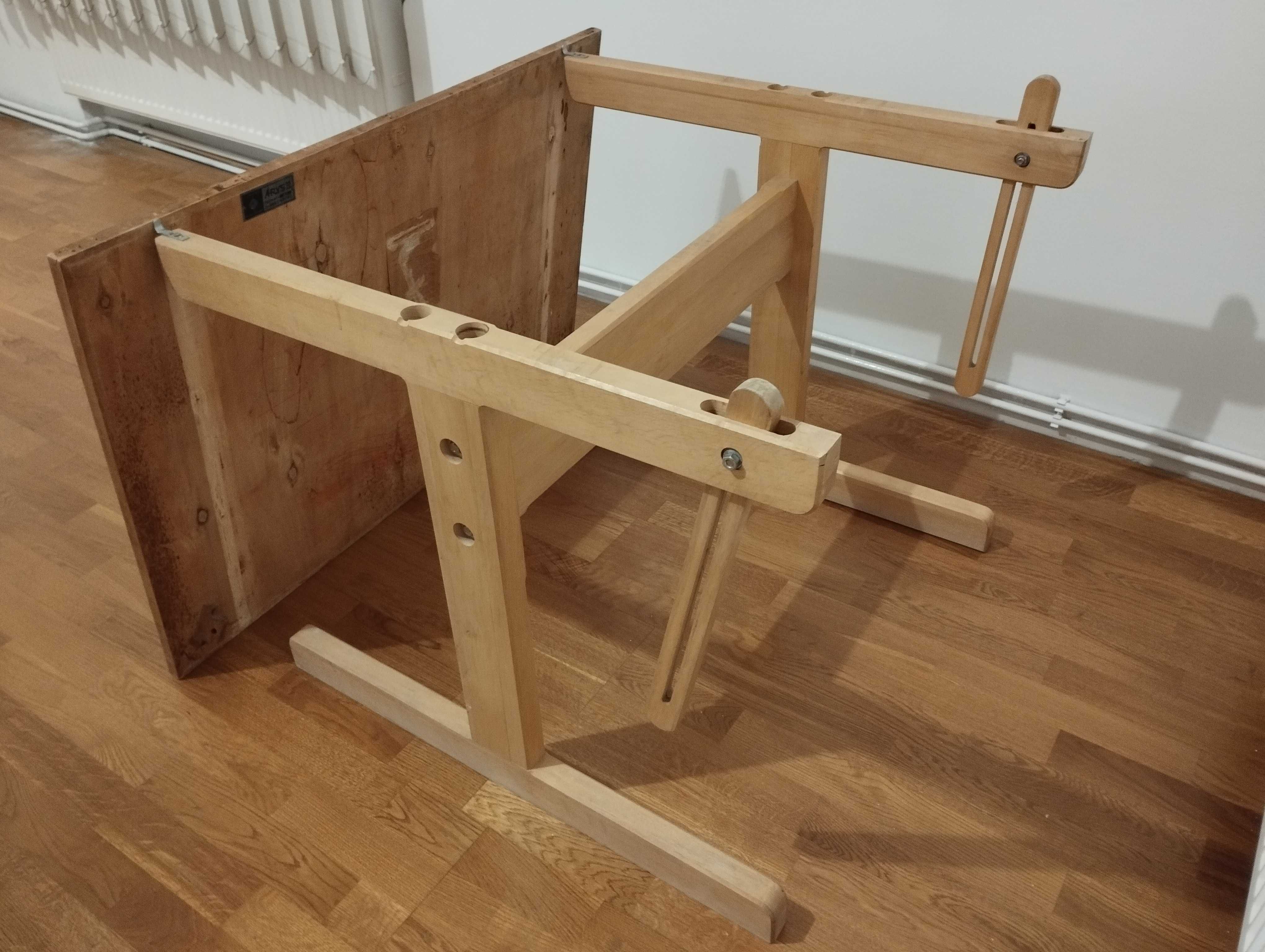 Solidny stół kreślarski drewniany ARYS / Skala