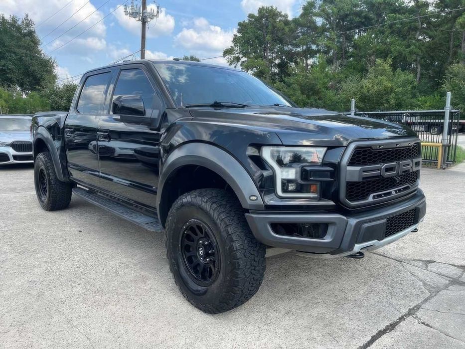 Ford F-150 Raptor      2018