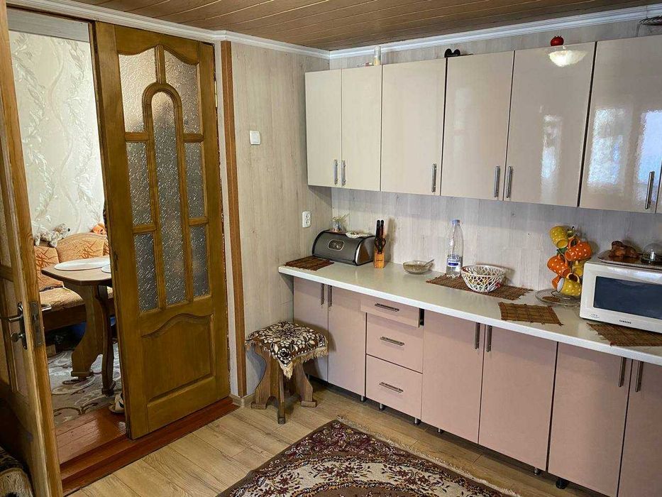 Продаж частини будинку на вул. Князів Коріатовичів