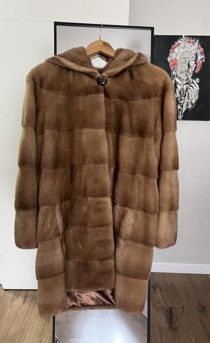Норкова шуба нова