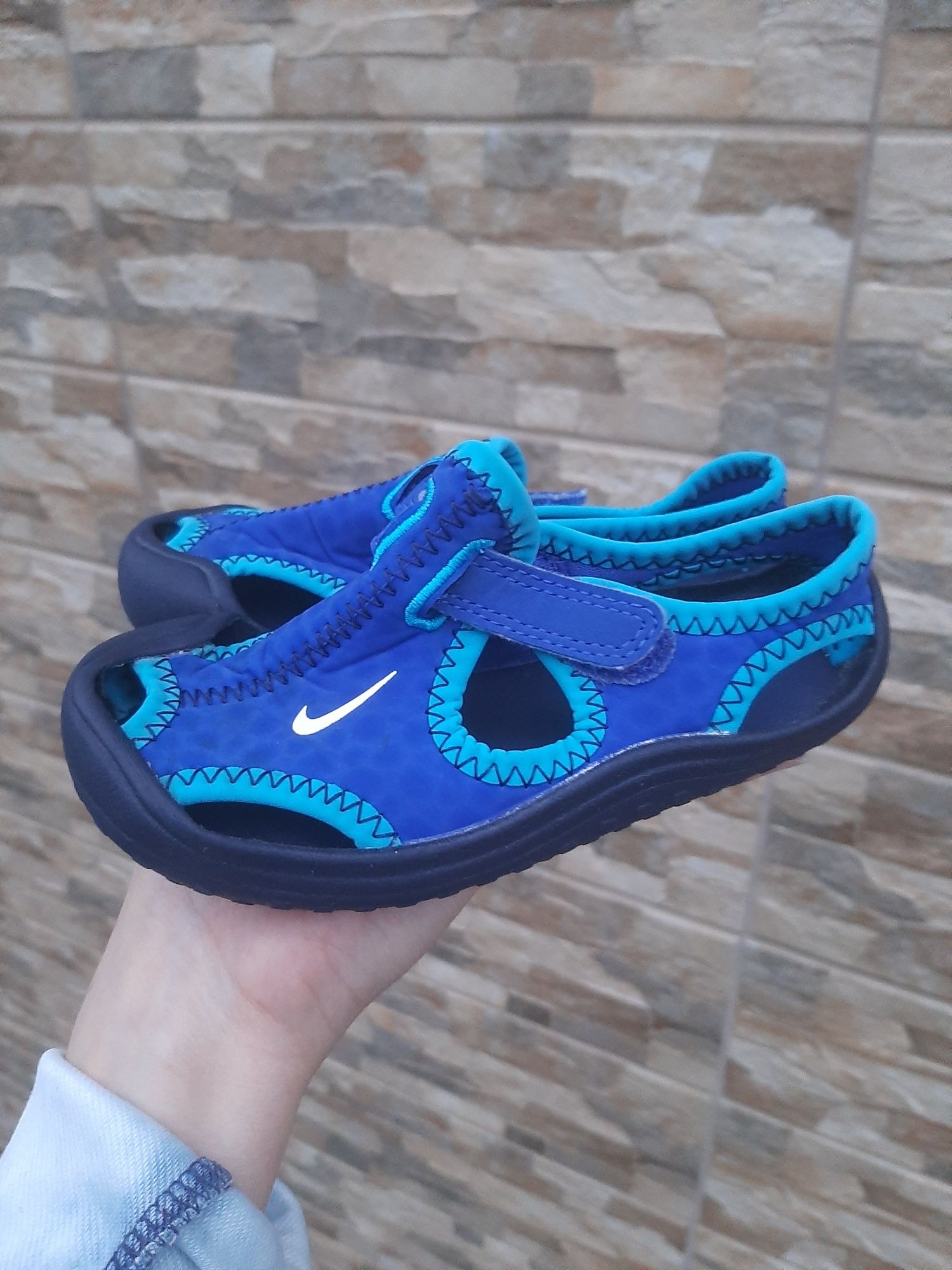 Sandały Nike Sunrey Protect r. 25