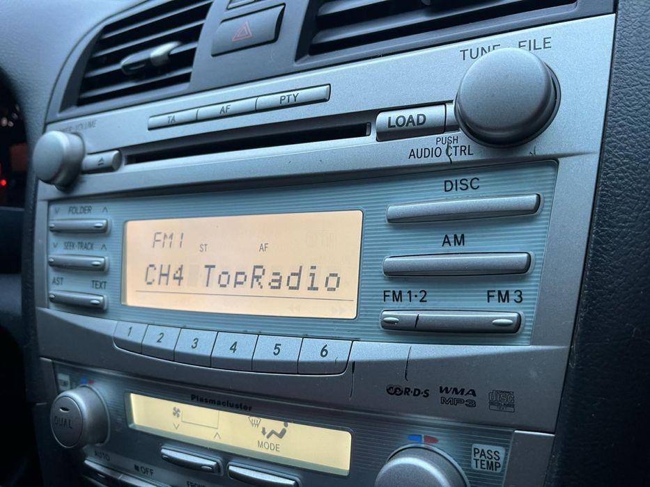 Штатная магнитола Toyota Camry 40 2007 оригинал, рабочая