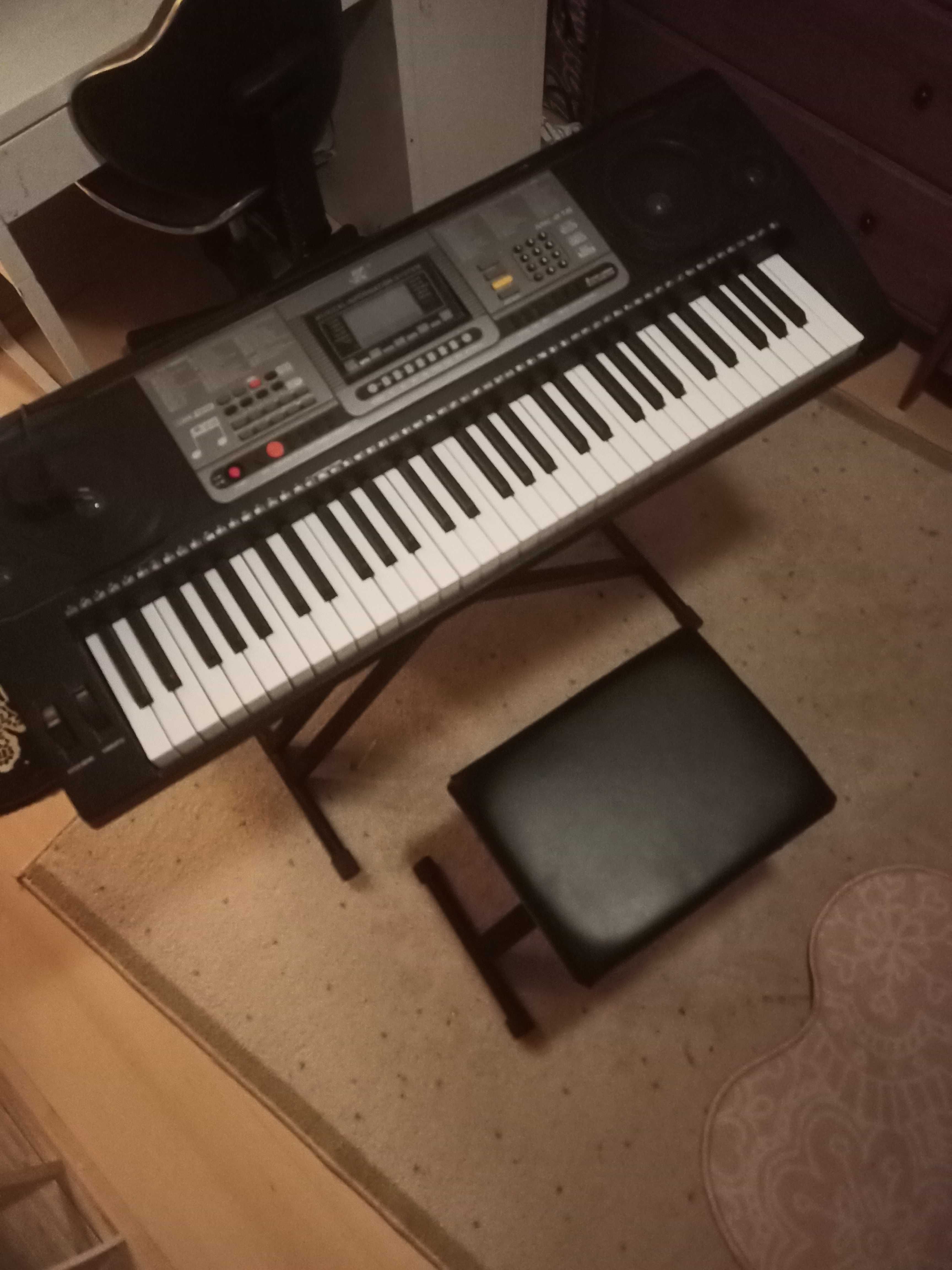 Pianino/keyboard MK-816 plus krzesełko