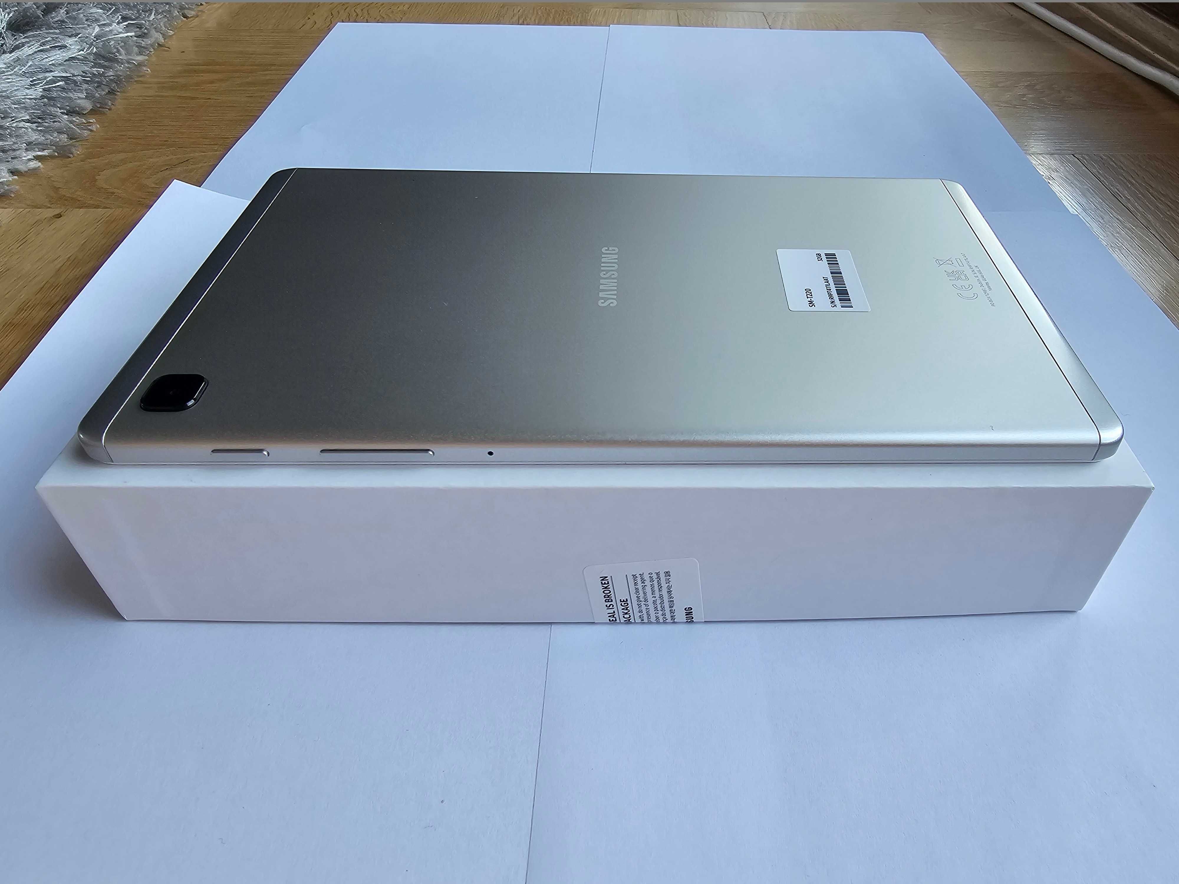 Samsung Galaxy Tab A7 Lite 32 GB + 128 GB + oryginalne etui Samsung