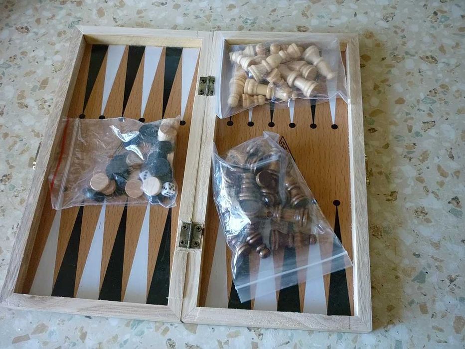 Нарды 35 - 35 см, дерево  шахматы