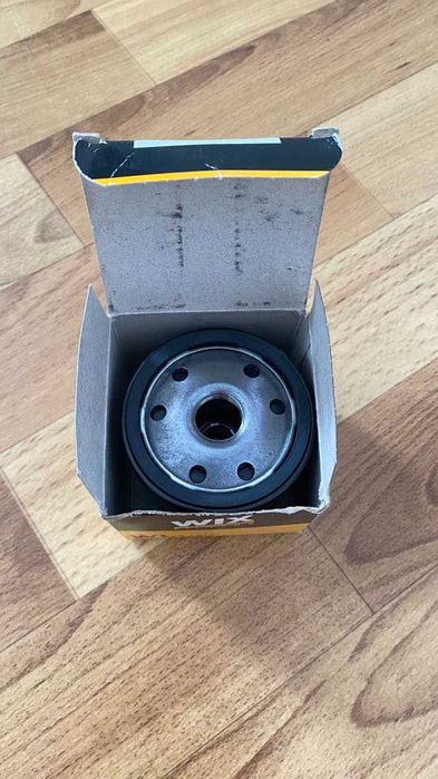 Масляний фільтр WIX Filters WL7427