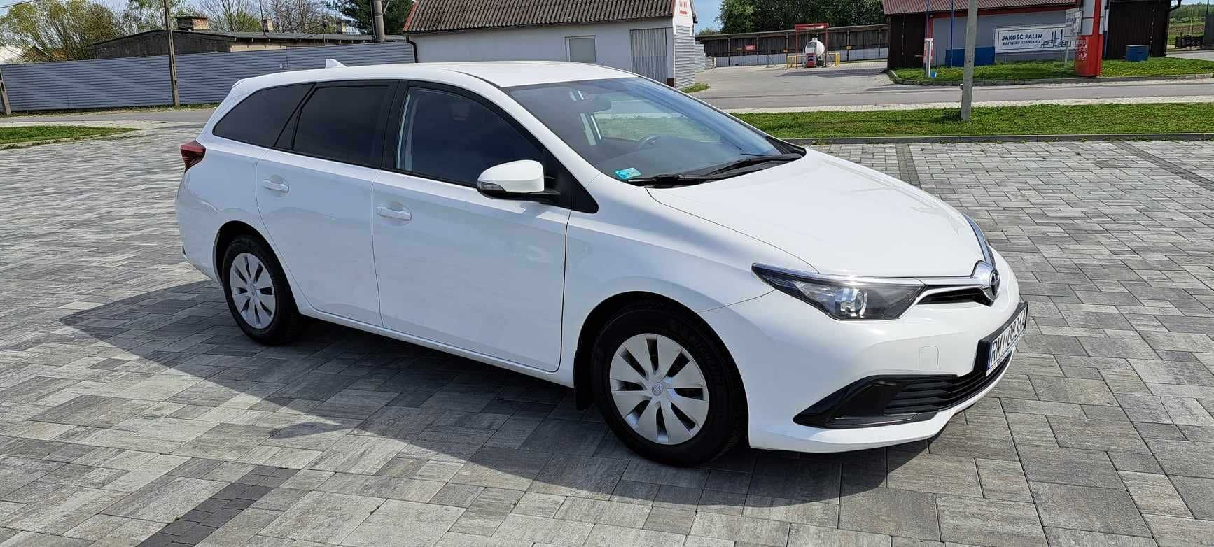 Samochód Toyota Auris